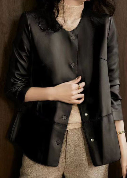Elegantly Styled Coat for Everyday Wear