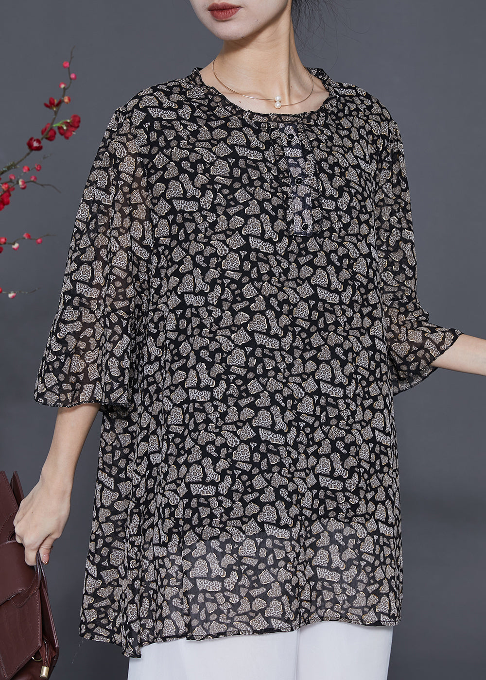 Classic Vintage & Enduringly Stylish Top