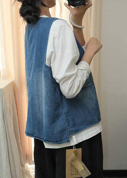 Well Tailored Garment with a Graceful Silhouette