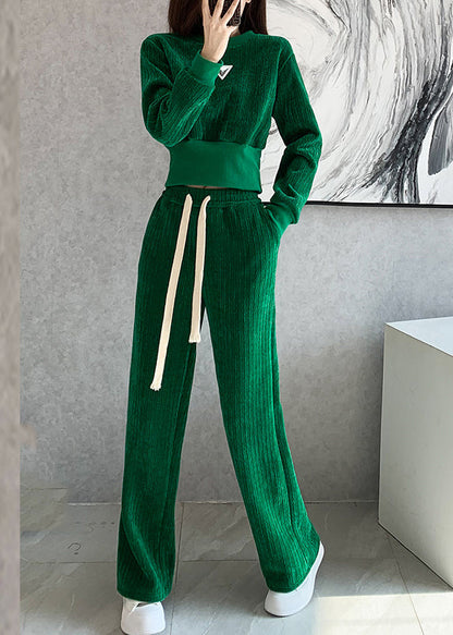 Sophisticated Pants with a Clean Classic Look