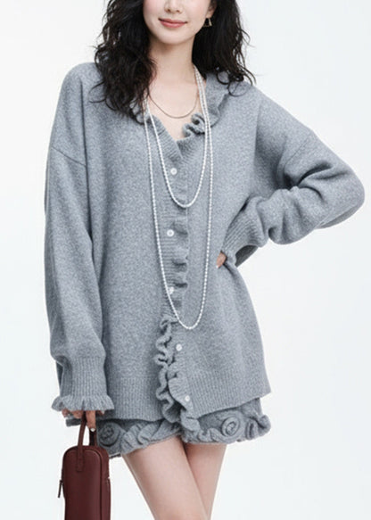Beautifully Finished Cardigan in a Timeless Design