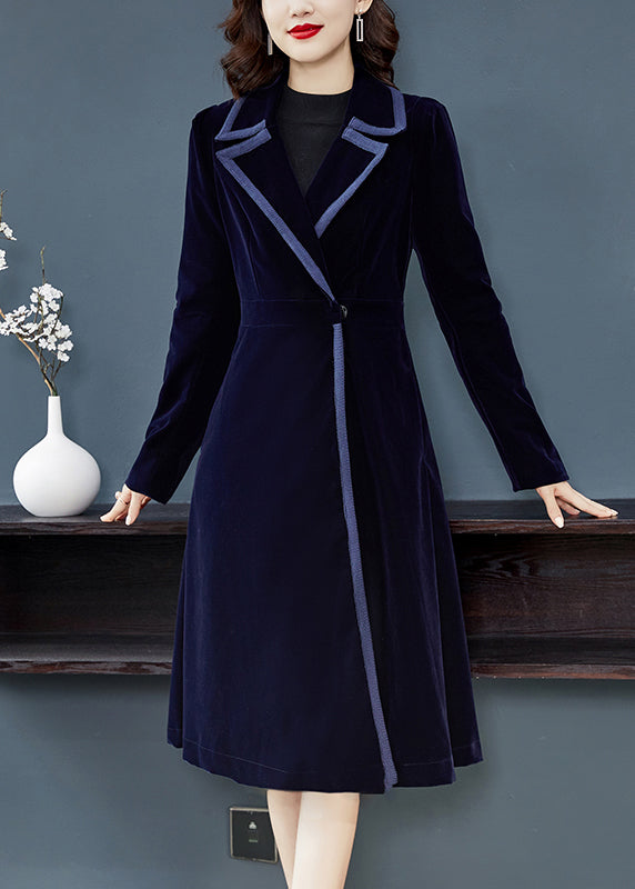 Effortlessly Elegant Coat with a Timeless Design