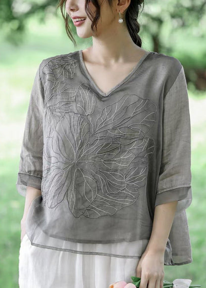 Well Tailored Shirt with a Graceful Silhouette