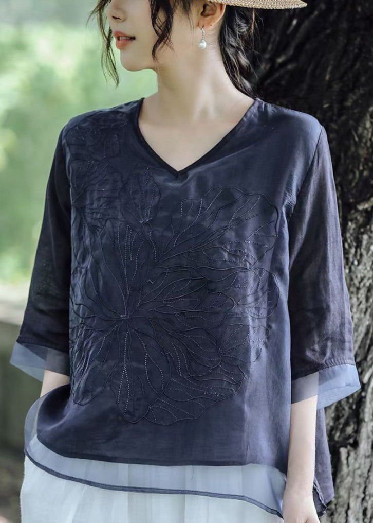 Well Tailored Shirt with a Graceful Silhouette