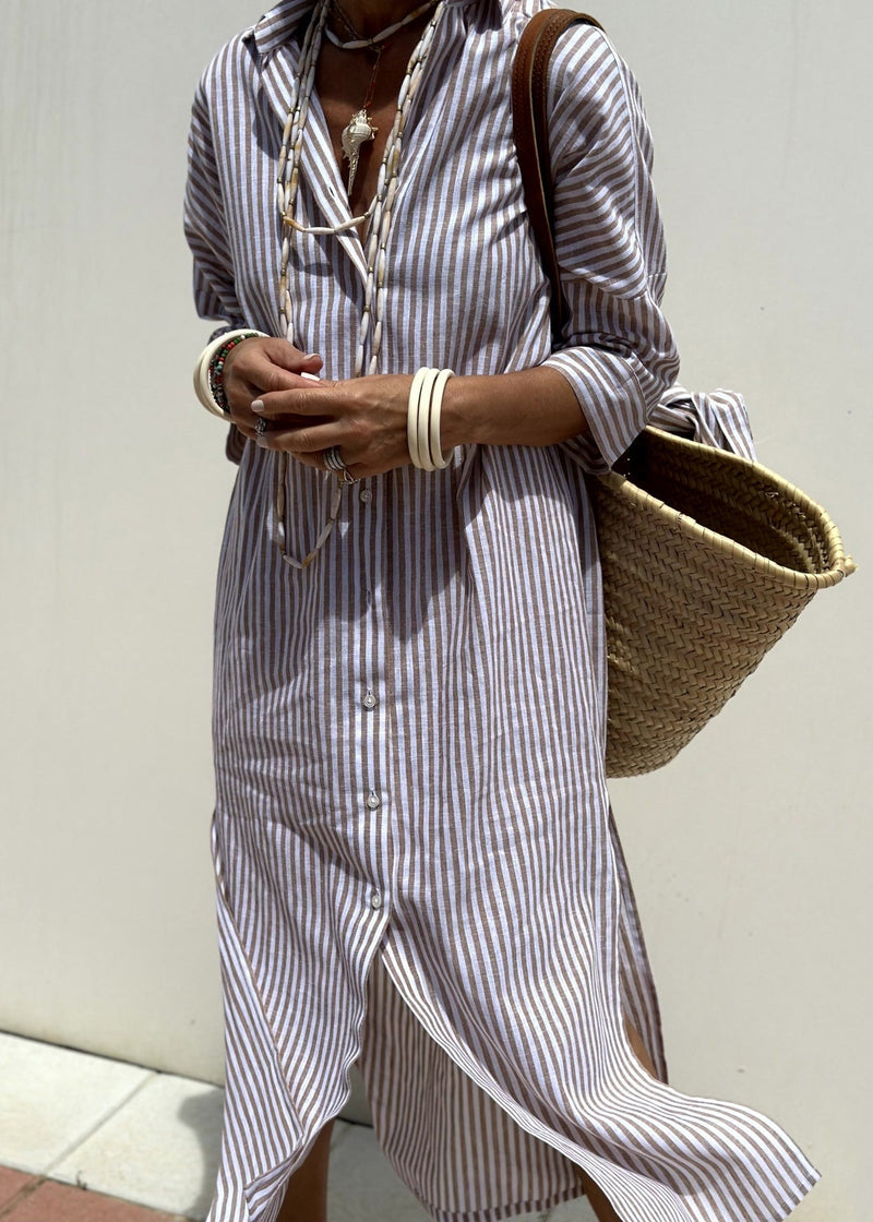 Sophisticated Dress with a Clean Classic Look