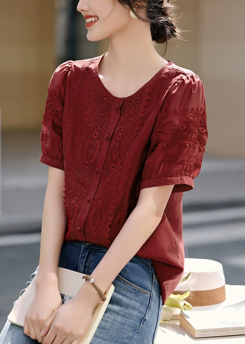 Gracefully Styled Blouse for Any Occasion