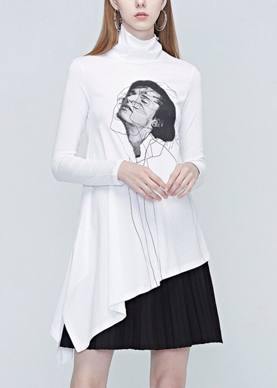 Well Tailored Top with a Graceful Silhouette