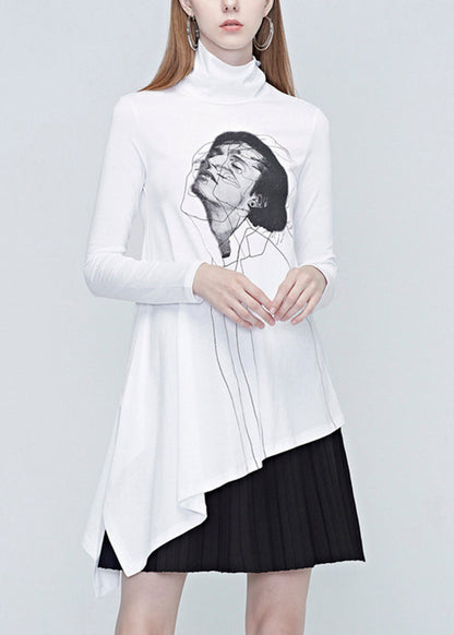 Well Tailored Top with a Graceful Silhouette