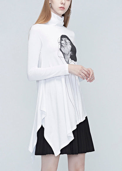 Well Tailored Top with a Graceful Silhouette