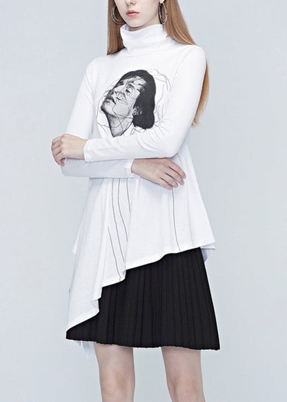 Well Tailored Top with a Graceful Silhouette