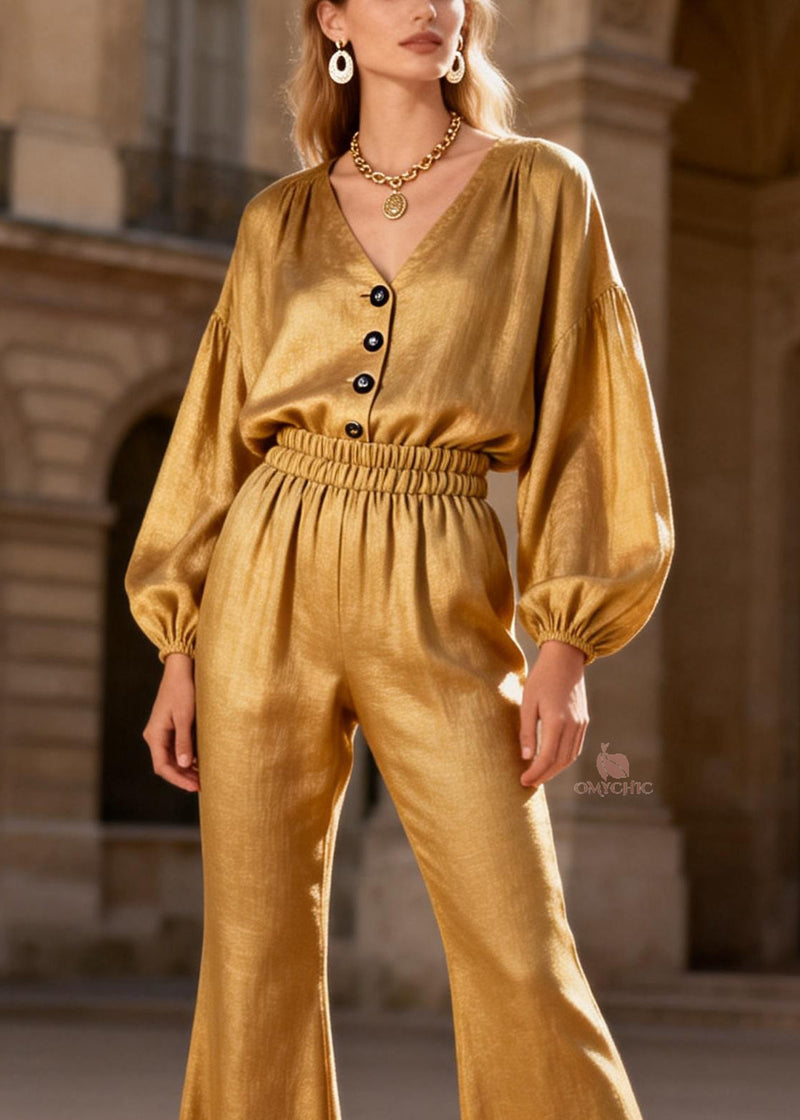 Classic Vintage Trousers with a Flattering Fit