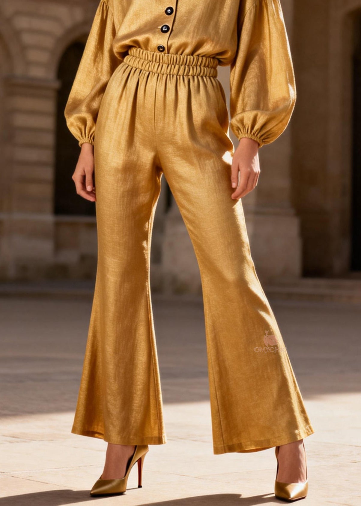 Classic Vintage Trousers with a Flattering Fit