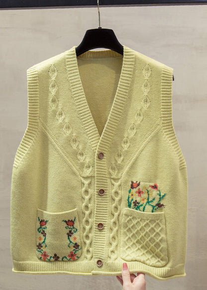 Classic Vintage & Enduringly Stylish Coat