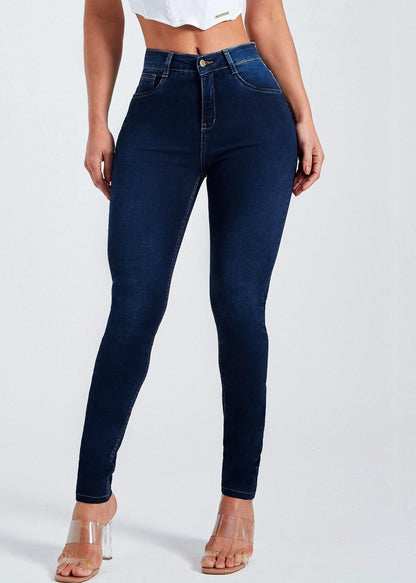 Elegantly Styled Pants for Everyday Wear