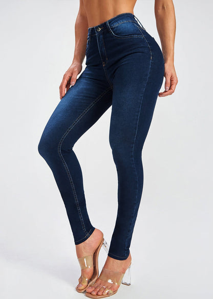 Elegantly Styled Pants for Everyday Wear