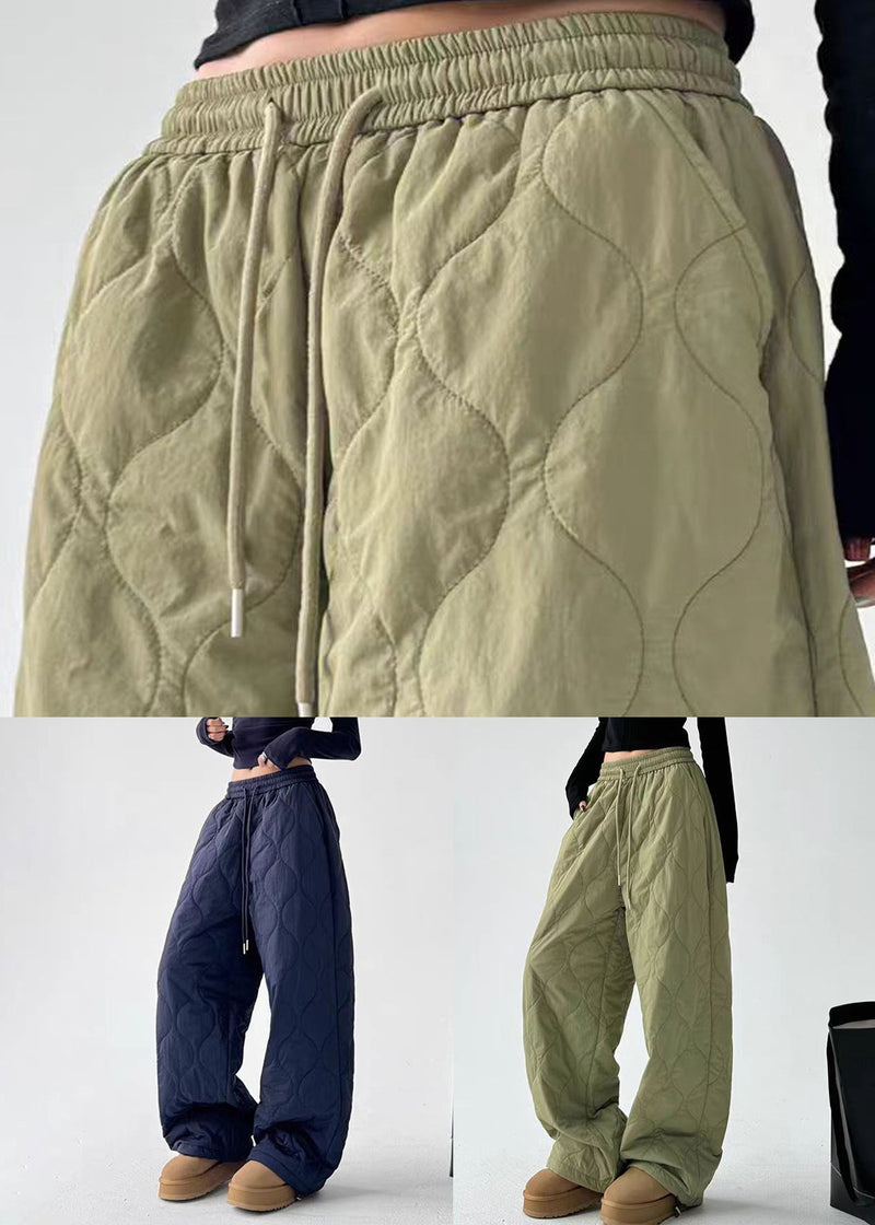 Classic Vintage Pants with a Flattering Fit