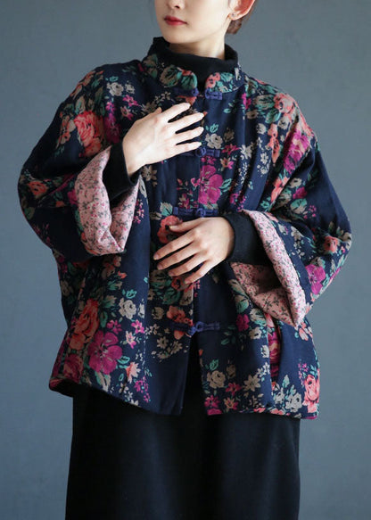 Well Tailored Coat with a Graceful Silhouette