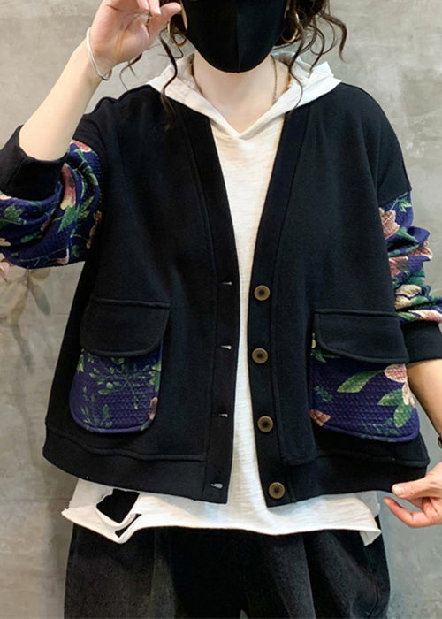 Well Tailored Coat with a Graceful Silhouette