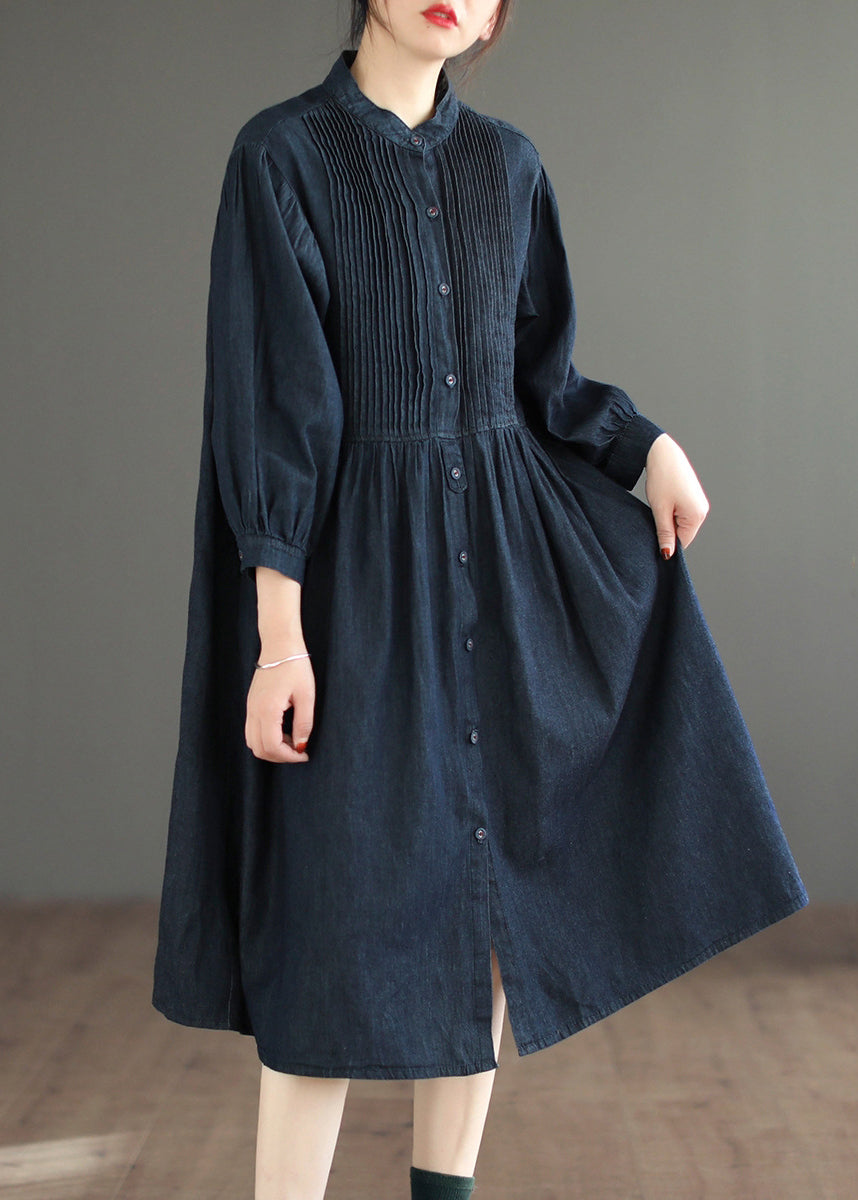 Well Tailored Blouse with a Graceful Silhouette