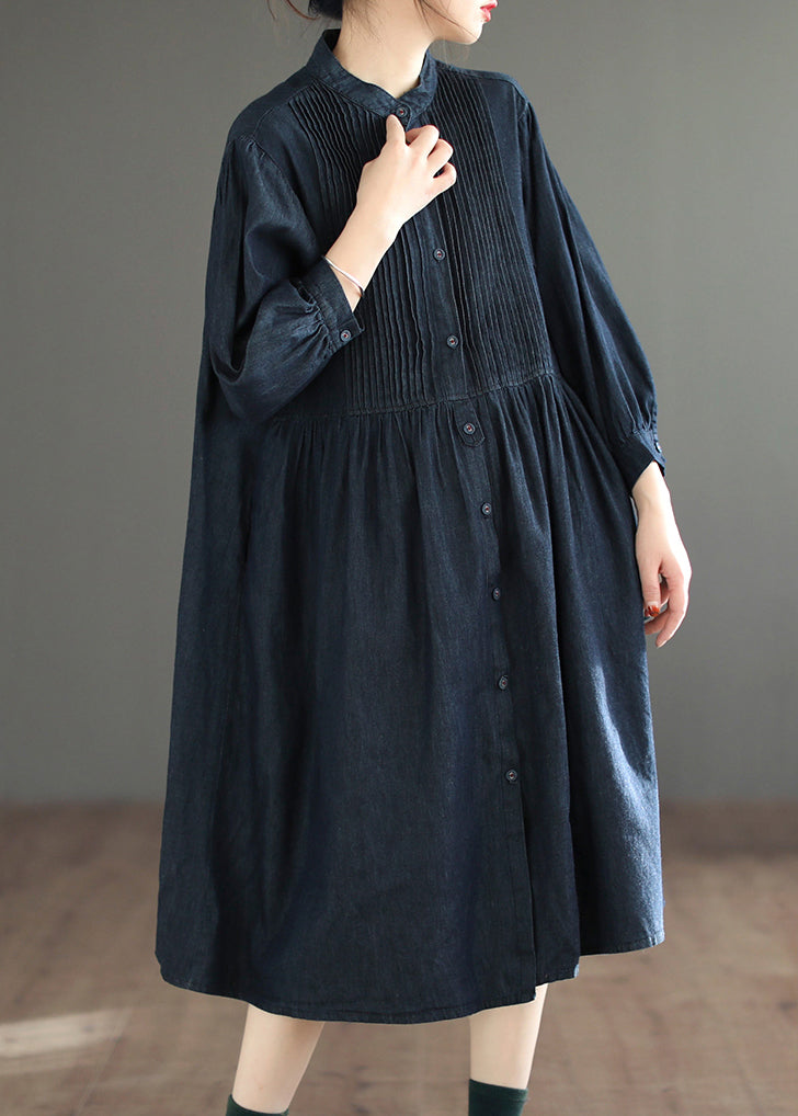 Well Tailored Blouse with a Graceful Silhouette