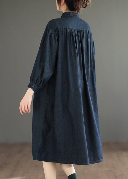 Well Tailored Blouse with a Graceful Silhouette
