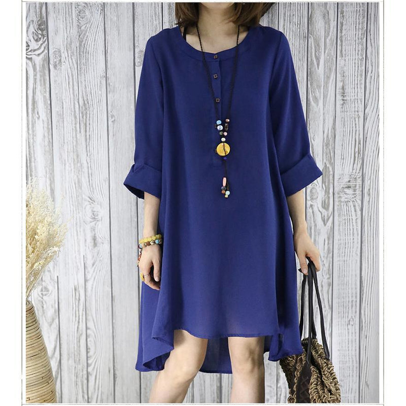 Classic Vintage Blouse with a Flattering Fit