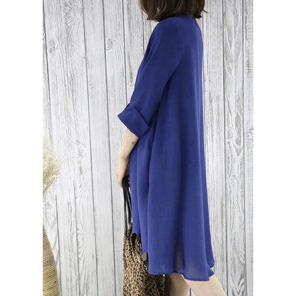 Classic Vintage Blouse with a Flattering Fit