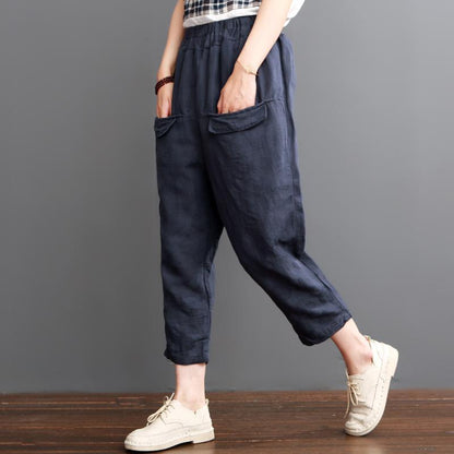 Elegantly Styled Trousers for Everyday Wear