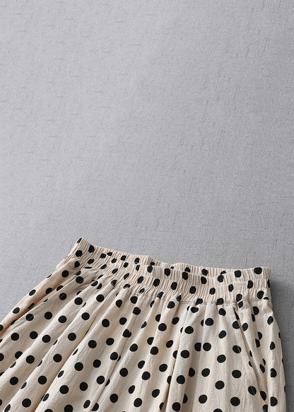 Effortlessly Elegant Pants with a Timeless Design