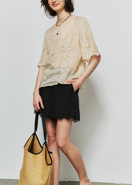 Elegantly Styled Shirt for Everyday Wear