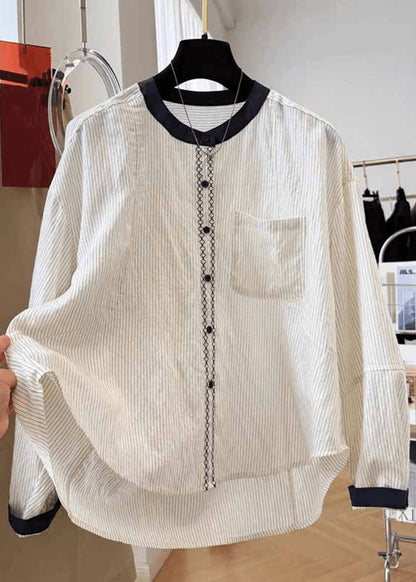 Polished Blouse with an Effortless Classic Look