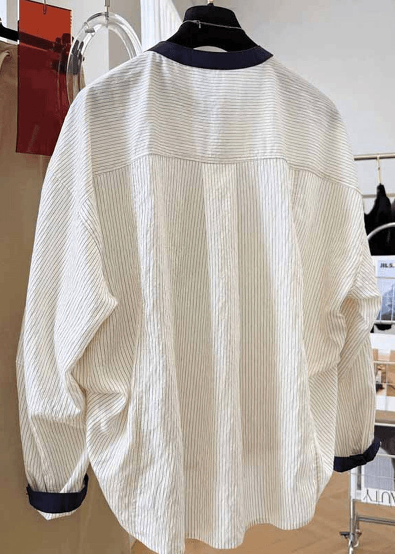 Polished Blouse with an Effortless Classic Look
