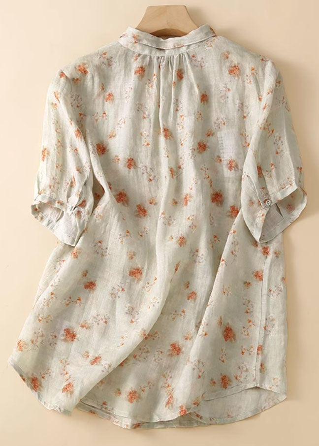 Classic Vintage Shirt with a Flattering Fit