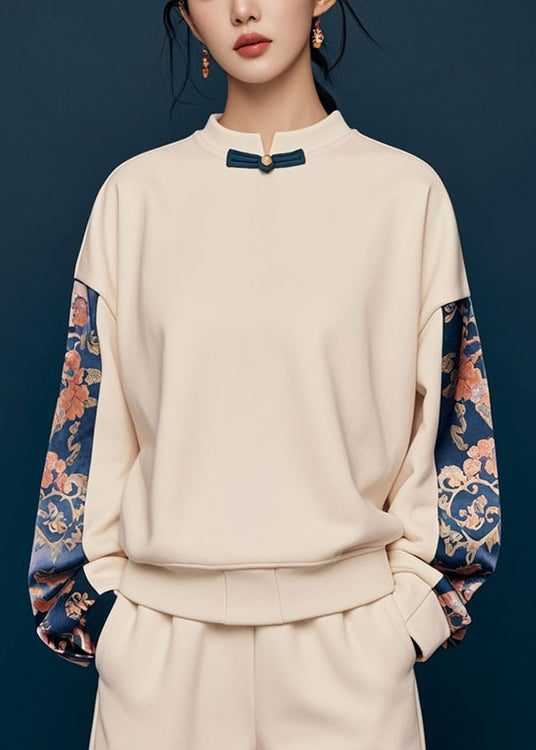 Effortlessly Elegant Shirt with a Timeless Design