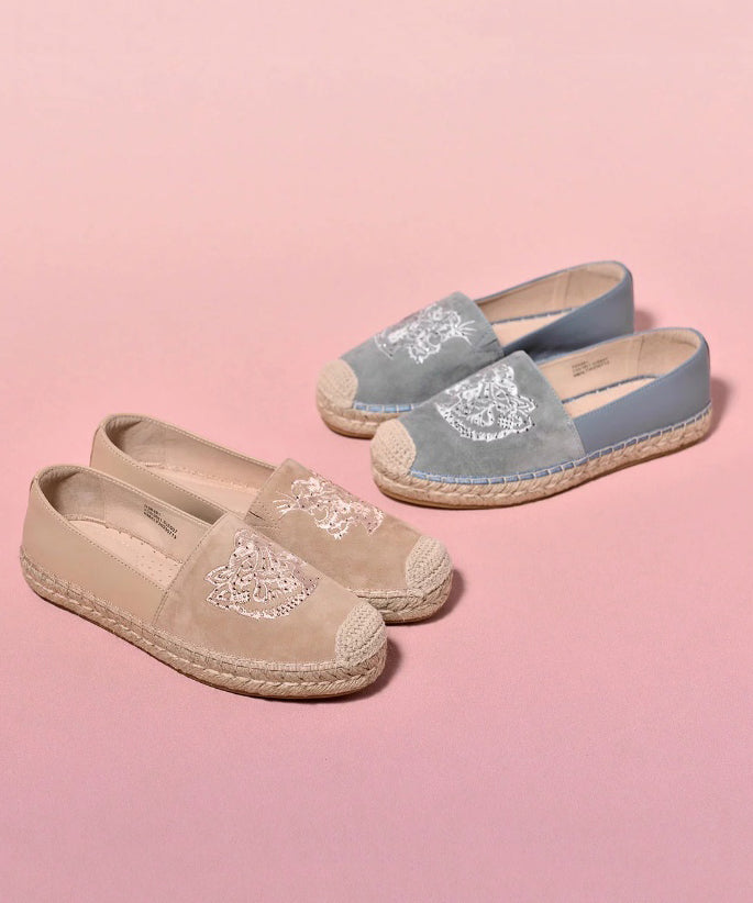Graceful Orthopedic Shoes for Modern Look