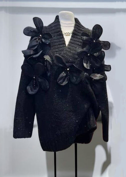Classic Vintage Sweater with a Flattering Fit