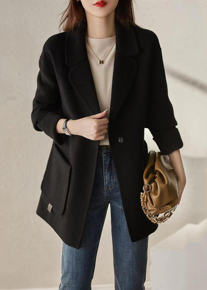Classic Vintage & Enduringly Stylish Coat