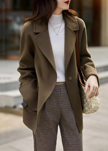Classic Vintage & Enduringly Stylish Coat