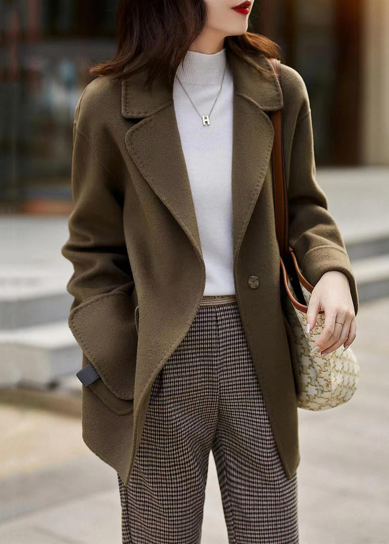 Classic Vintage & Enduringly Stylish Coat