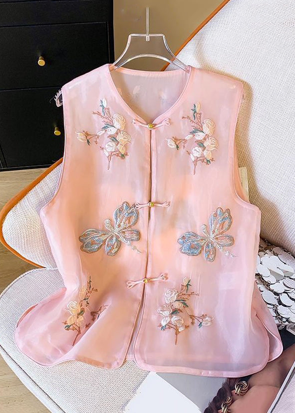 Beautifully Finished Coat in a Timeless Design