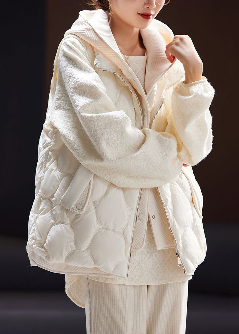 Elegantly Styled Coat for Everyday Wear