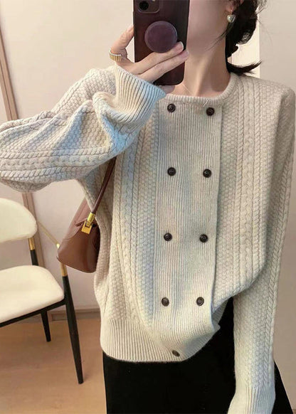 Sophisticated Top with a Clean Classic Look