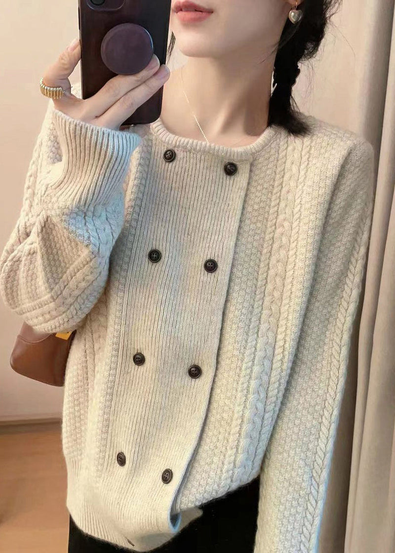 Sophisticated Top with a Clean Classic Look