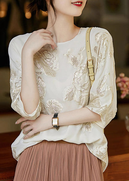 Effortlessly Elegant Shirt with a Timeless Design
