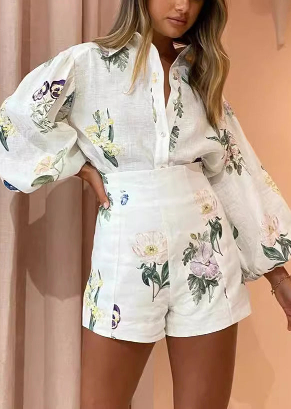 Sophisticated Garment with a Clean Classic Look