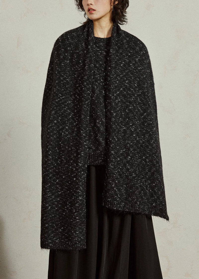 Classic Vintage Sweater with a Flattering Fit