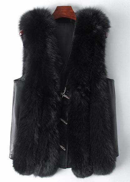 Gracefully Styled Coat for Any Occasion
