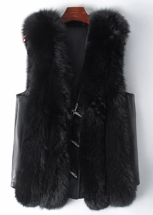 Gracefully Styled Coat for Any Occasion