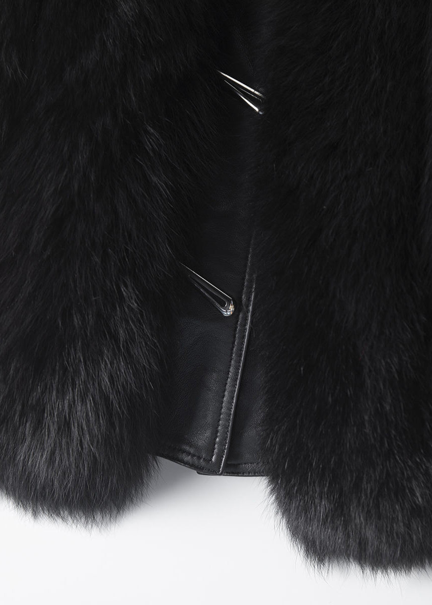 Gracefully Styled Coat for Any Occasion