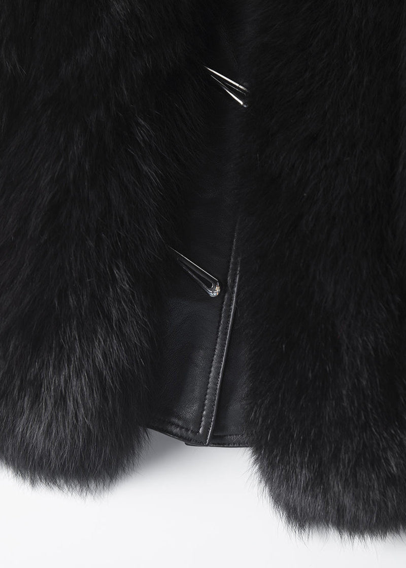 Gracefully Styled Coat for Any Occasion